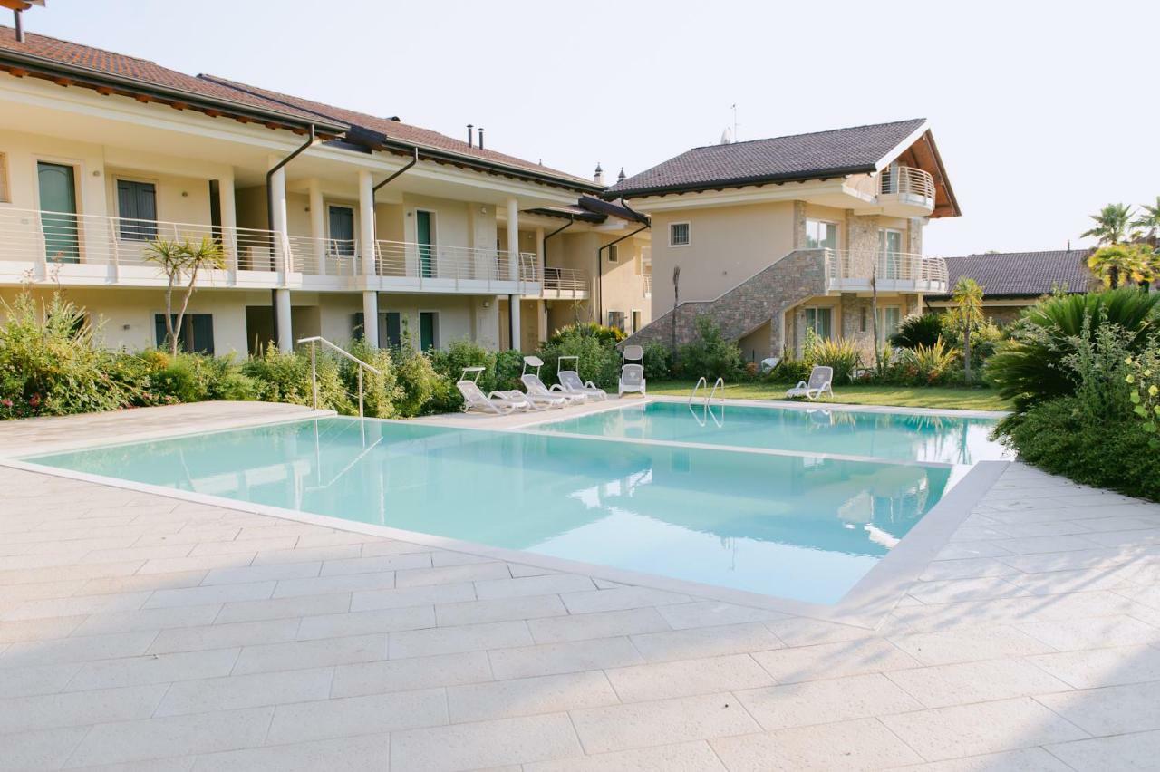 Sweet Dream Deluxe Apartment Sirmione Eksteriør billede