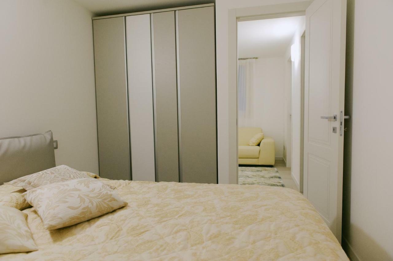 Sweet Dream Deluxe Apartment Sirmione Eksteriør billede