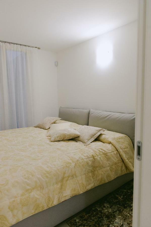 Sweet Dream Deluxe Apartment Sirmione Eksteriør billede
