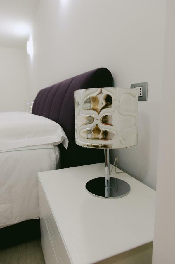 Sweet Dream Deluxe Apartment Sirmione Eksteriør billede